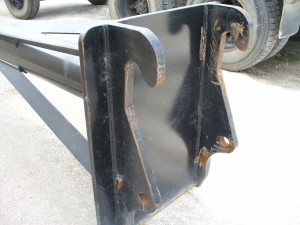 Materials handling pusher bars - Quick Hitch Pusher Bars